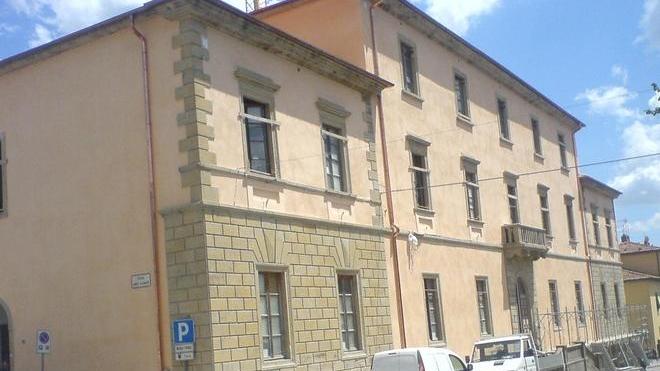 I tecnici scaricano l’architetto Calvellini