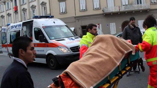 Scooterista ferito sul viale Italia