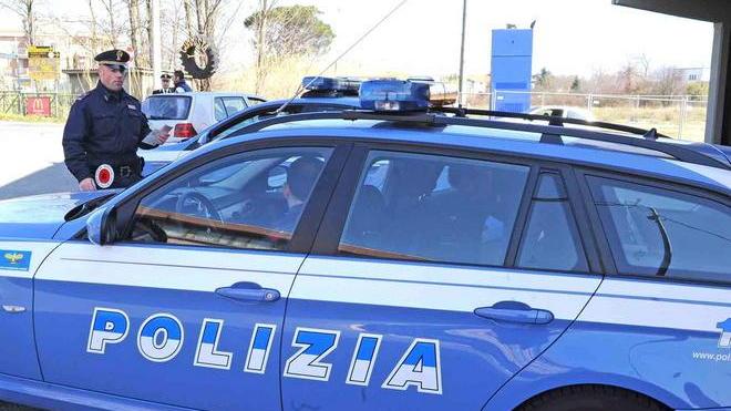 Ruba nel convitto a un calciatore della Pistoiese