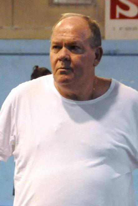 Leo Costi si dimette, arriva Cristelli 
