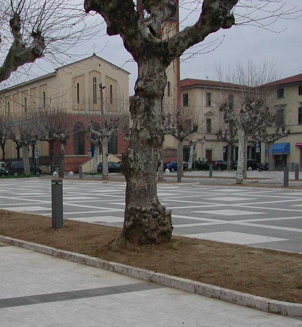 Bocciata la fontana, in piazza Battisti arriva un gazebo 