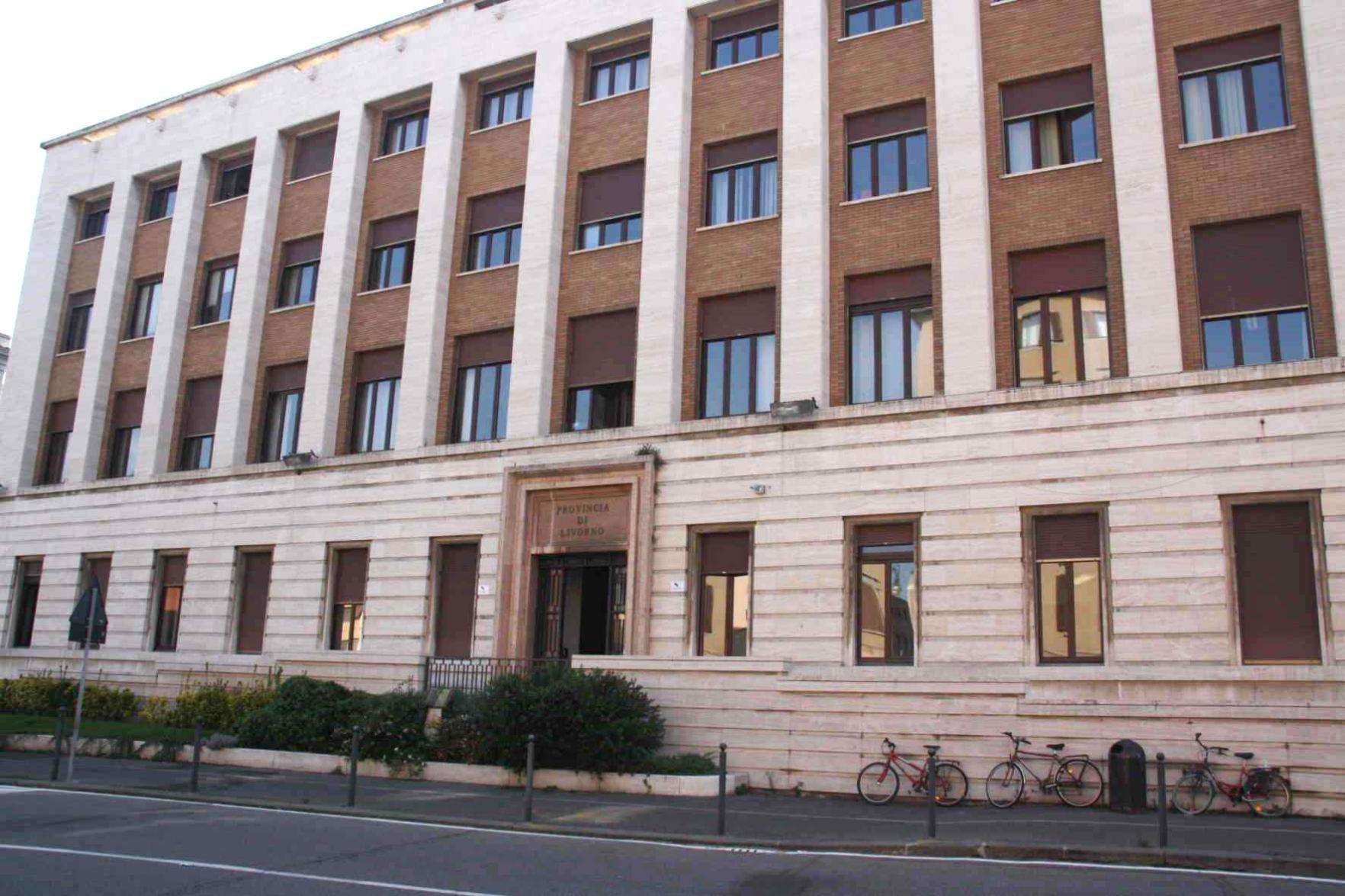 «Firme false per i fondi Ue» Nuove ombre in Provincia 