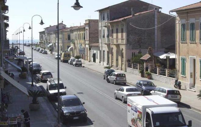 Marina, la crisi di via Maiorca Chiudono altri due negozi storici