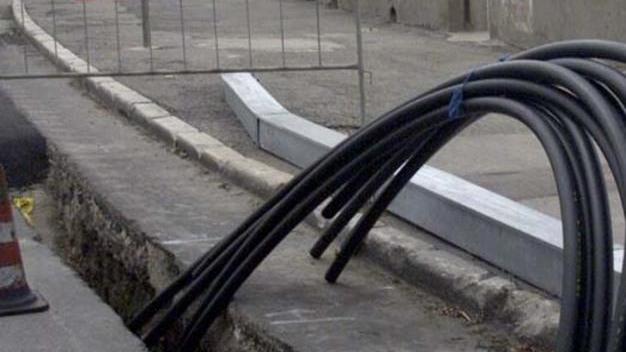 Via Pontenuovo sarà chiusa di notte per i nuovi lavori per la fibra ottica