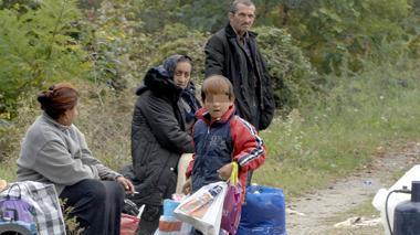 Foglio di via per alcune famiglie di nomadi e per soggetti violenti
