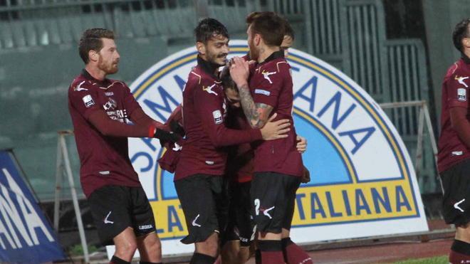 Il Livorno perde la vetta ma allunga sul Verona