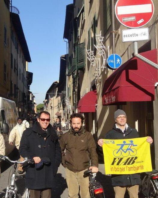 Il senso unico non vale per le biciclette