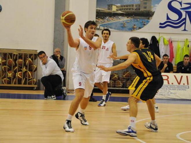 Basket Cecina a Empoli chiude il trittico di fuoco 