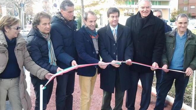Inaugurata la pista ciclabile da piazza Barsanti alla Senese