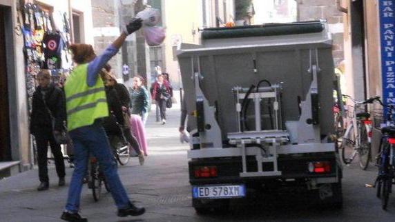 Rifiuti, il porta a porta a S. Marco e all’Arancio