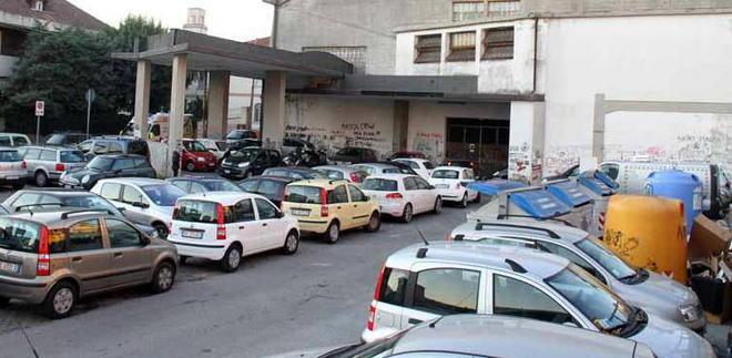Parcheggi, va in appalto il mercato ortofrutticolo