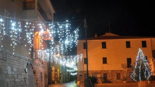 Luminarie, Talamone anticipa tutti