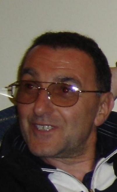 5 stelle, il firma-day parte senza Grillo 