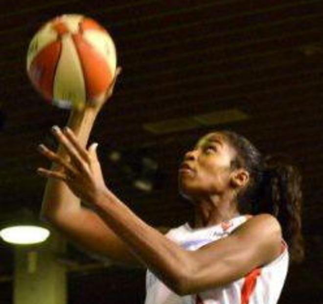 Dotto cambia il ritmo alla partita, Bagnara prova a dare la carica con due canestri pesanti