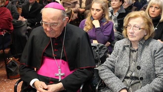 Paura alla messa: don Bertelli colto da un malore