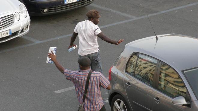 «Il parcheggiatore abusivo è stato insistente e sgarbato»
