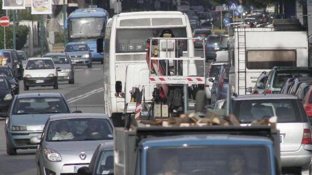 Lavori in corso nel viale Galilei