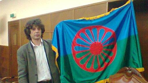 Il paladino dei rom di nuovo nel mirino