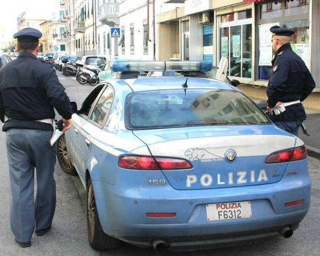 Rapina in un supermercato di via Mastacchi 