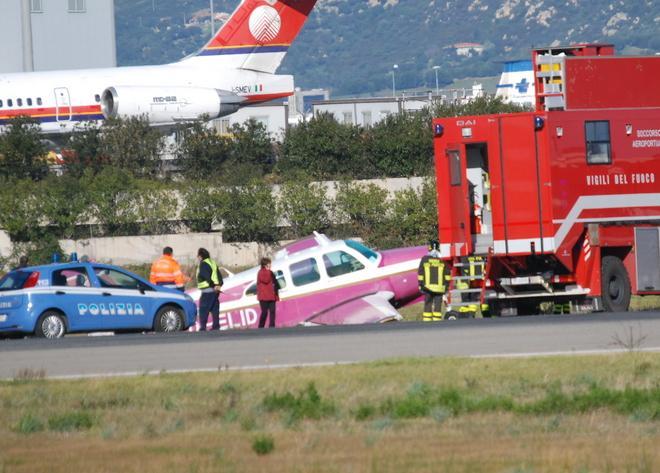 Piper fuori pista in atterraggio illesi il pilota e il passeggero