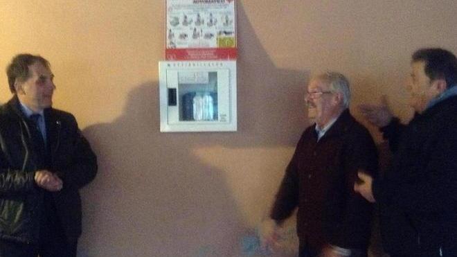 ULIVETO HA UN NUOVO DEFIBRILLATORE