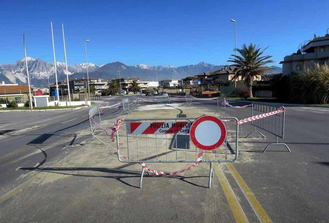 Trasporto eccezionale in avaria, è il caos