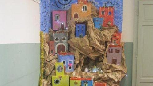 I piccoli artisti della I B creano un presepe particolare