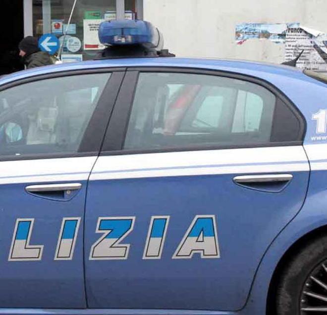 Continuano le indagini Si cerca l’auto