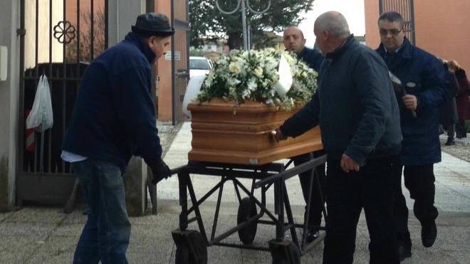 L’ultimo saluto a Giulia Musetti morta dilaniata dal treno