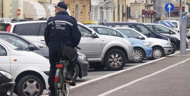 Parcheggi più cari per i residenti 