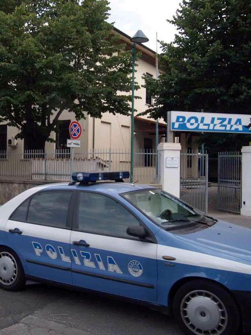 No alla chiusura del commissariato 