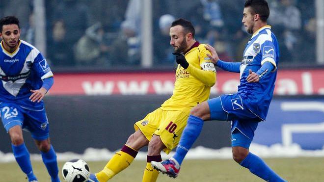 Il Livorno fa 0-0 a Brescia rischiando e sbagliando un rigore