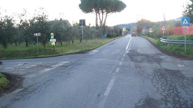 Scontro con un autocarro: grave