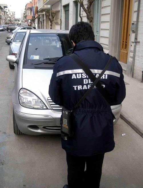Il Piazzone: dateci i parcheggi gratuiti 