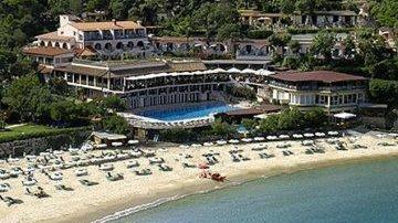 Biodola, furto con scasso nell'hotel di lusso