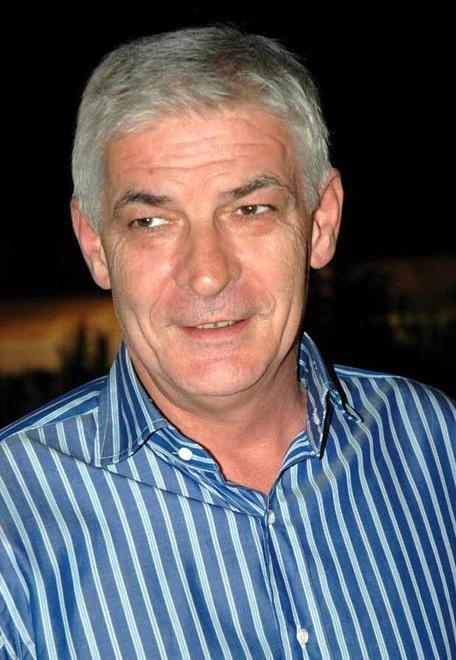I candidati Pd restano in cinque la direzione esclude Marini 