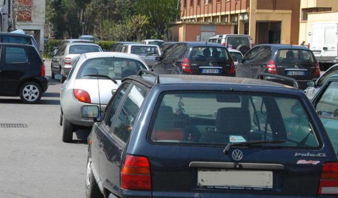 Costretto a vivere in auto. L’odissea di un panettiere 
