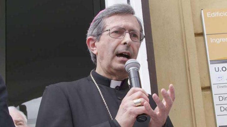 "Il Natale ci richiama a mettere al centro la bellezza del dono"