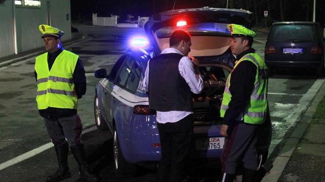 Guidavano in stato di ebbrezza, ritirate due patenti