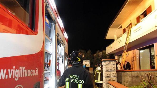 Natale di fuoco in un appartamento di Lamporecchio
