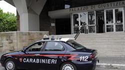 La moglie lo accusa, ma viene assolto