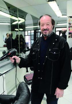 Forbici al chiodo: “Mauro & Mauro” chiude a fine anno 
