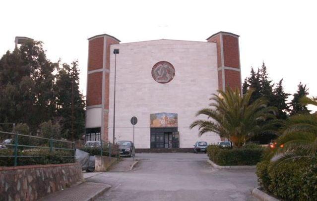 Intorno al grande tavolo della solidarietà 