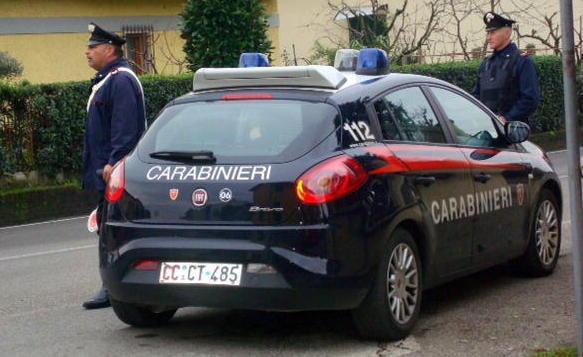 Lo sorprendono con le mani nel sacco Arrestato un ladro 