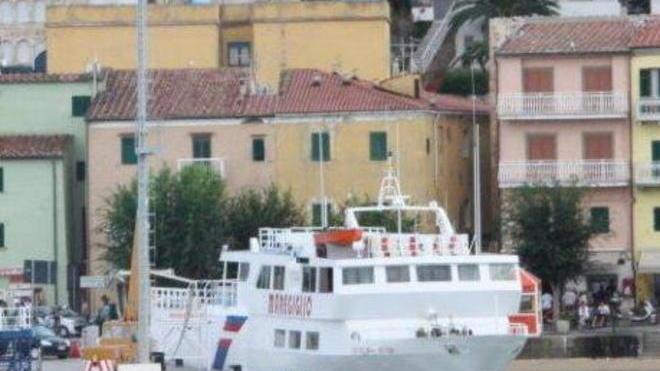 La minoranza all’attacco «Stop al caro traghetti»