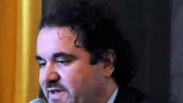 Va a Zeri per correre da sindaco ma esce sconfitto