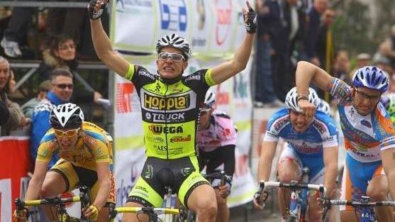 Il meglio del ciclismo sfila in passerella