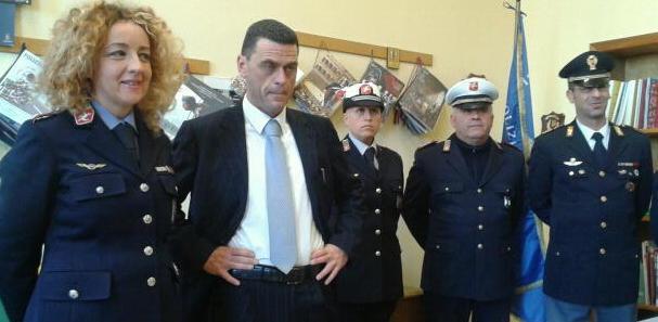 Si prendono a morsi nella lite alla stazione 