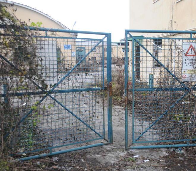 Ex Colged, il degrado accanto alle Mura 