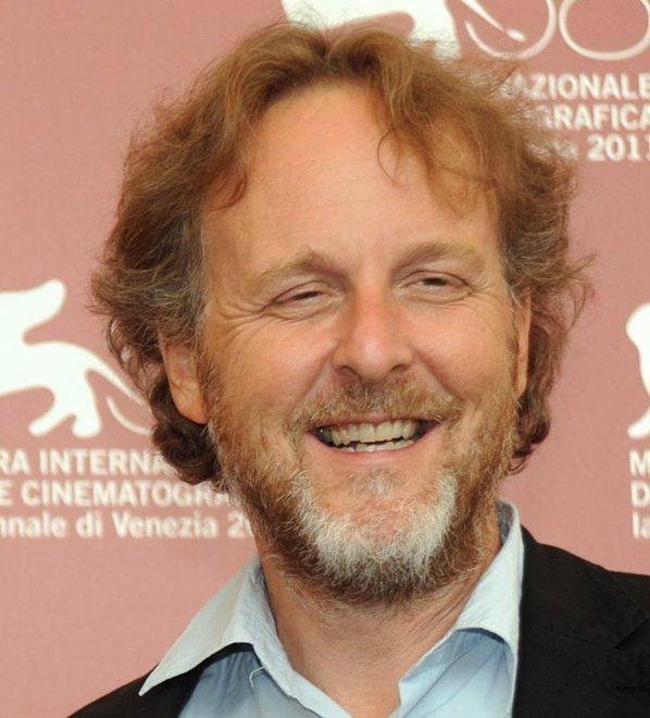 Lo sceneggiatore-tv di Montalbano trionfa come regista